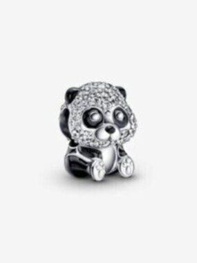 Pandora Sparkling Cute Panda Charm